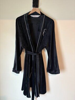 Marleylilly Black Velour Monogrammed Robe White Piping Belted One Size